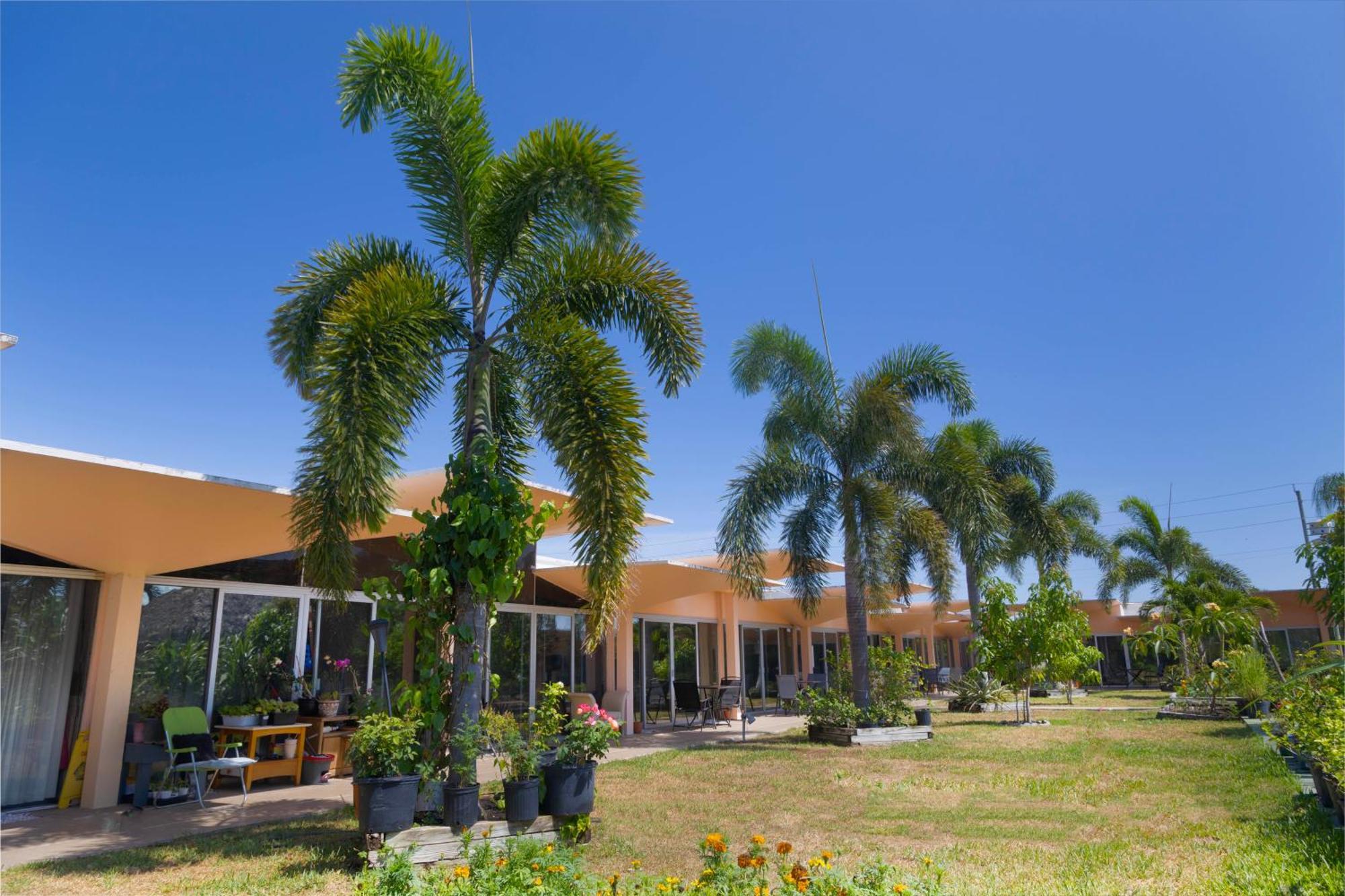 Warm Mineral Springs Motel North Port Exterior photo