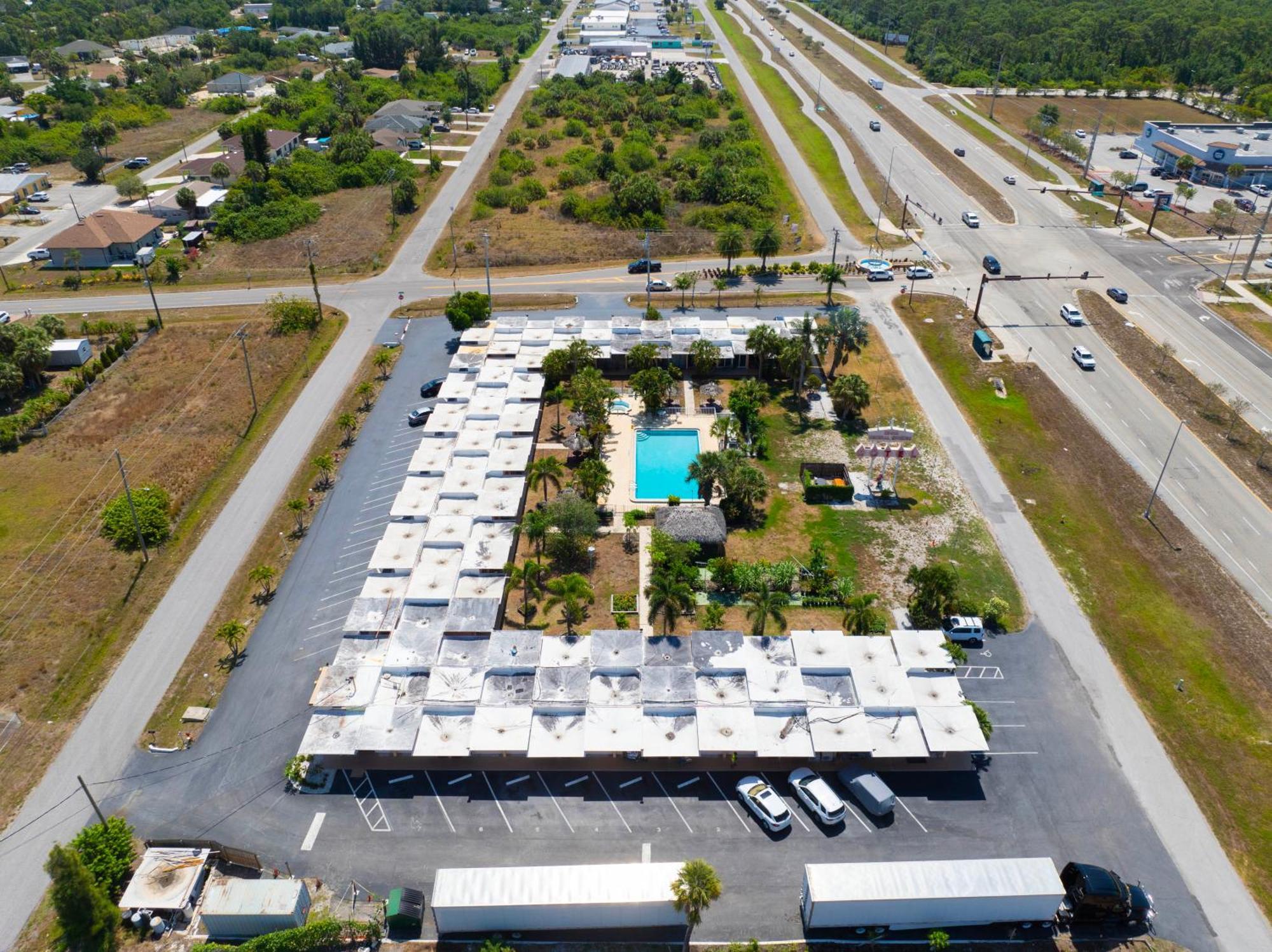 Warm Mineral Springs Motel North Port Exterior photo